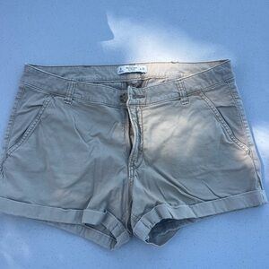Abercrombie & Fitch Women's Tan Cargo Shorts